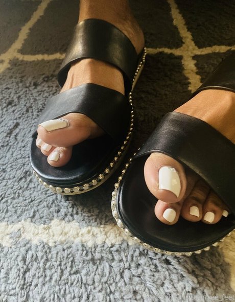 vee feet nice pornstar photo