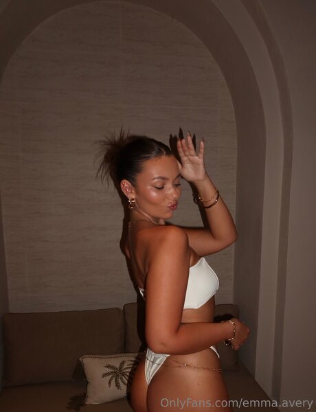 Emma Avery pornographic model gallery