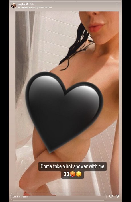 Luiza Barros exclusive star pics