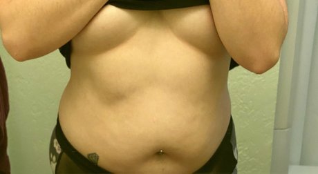 vanitybaby model img