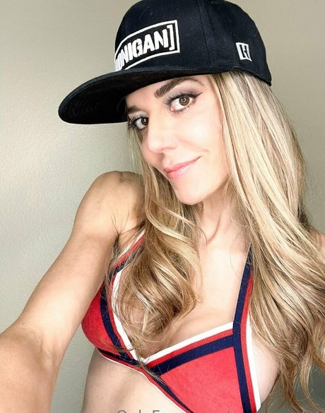 amycapulet actress pic