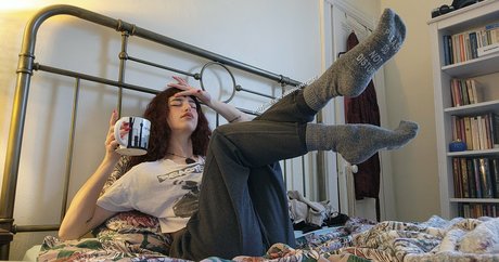 sheenalestrange erotic model picture