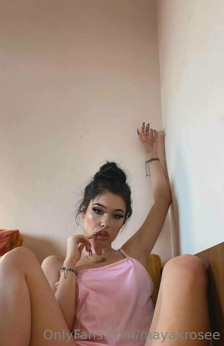 Mayaxrosee nudes pornstar img