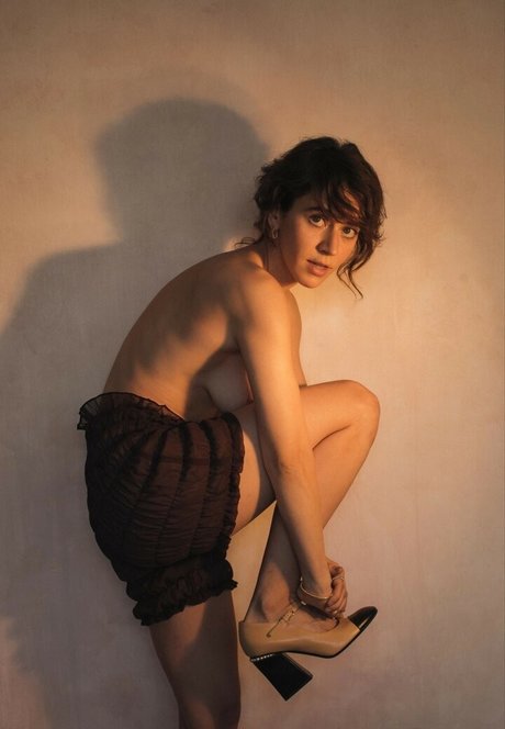 Tessa Ia model pretty pics