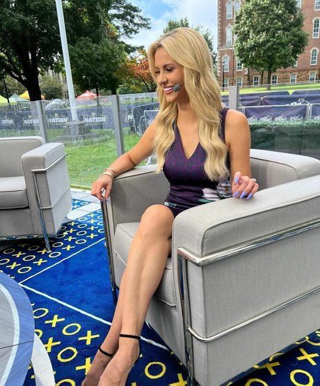 Laura Rutledge model pretty gallery