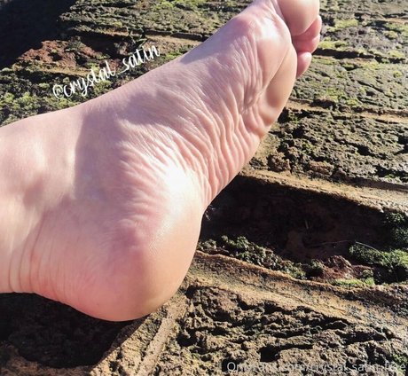 crystal satin free naked star img