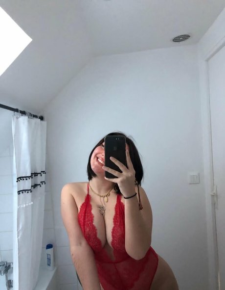 Badgalantii pretty actress gallery