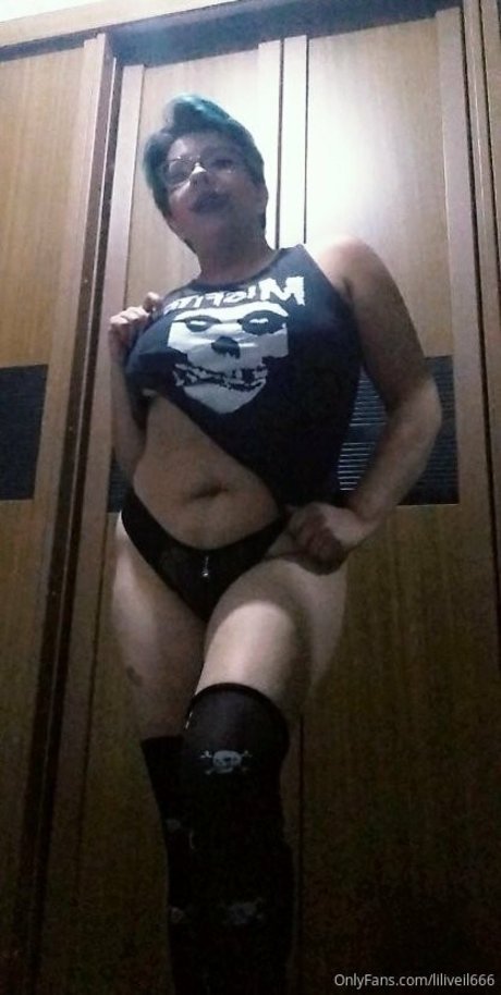 liliveil666 nudes actress image