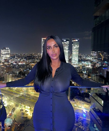 nahrinblack star naked pictures