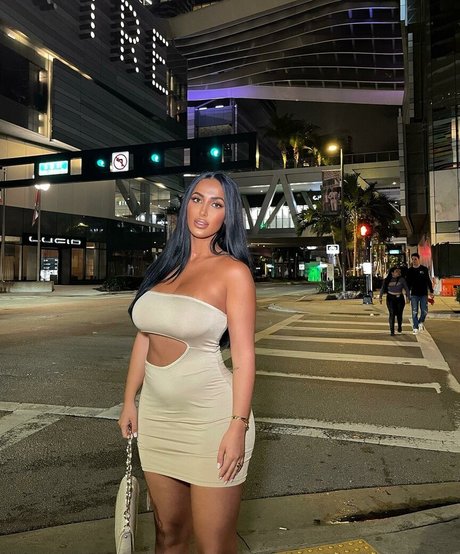 nahrinblack star hot pictures