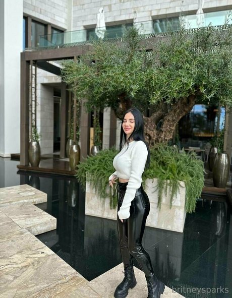 britneysparks xxx model archive