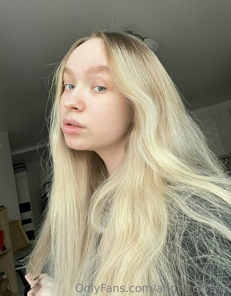 angel crystal model art picture