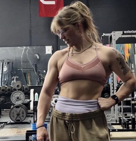 Betsy Parmley xxx model photos