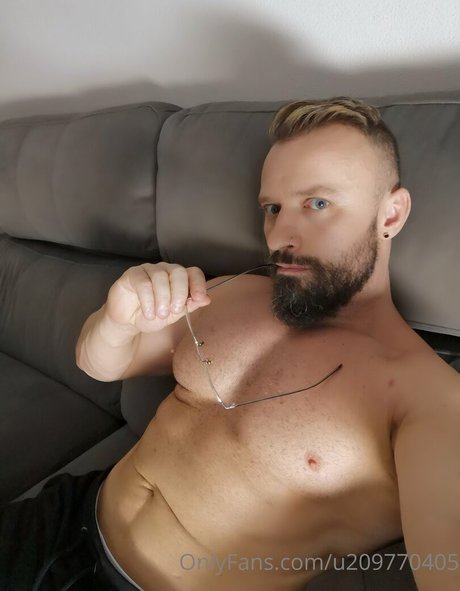 irishbeast69 pornstar images