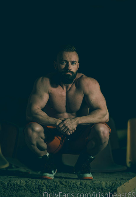 irishbeast69 model adult pic