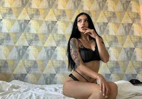 katanacat nude star photos