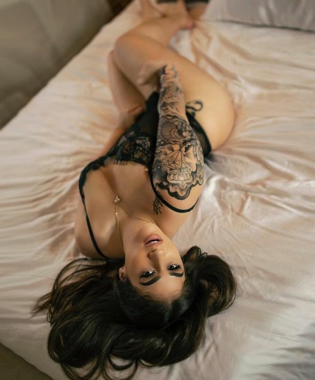 Haydeesofii hot model photos