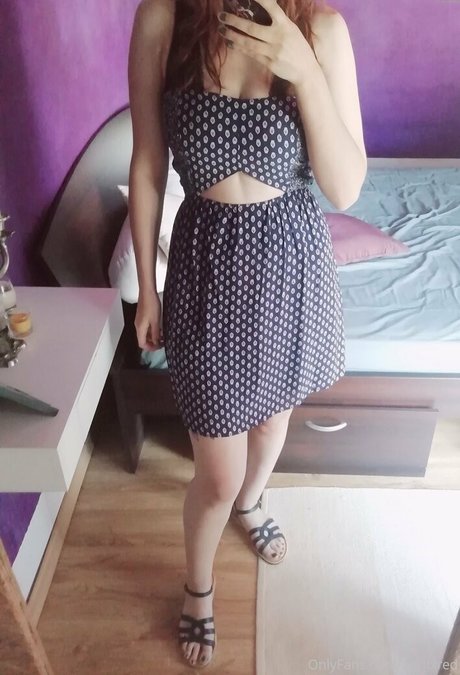 aprilxredfree pretty actress photos