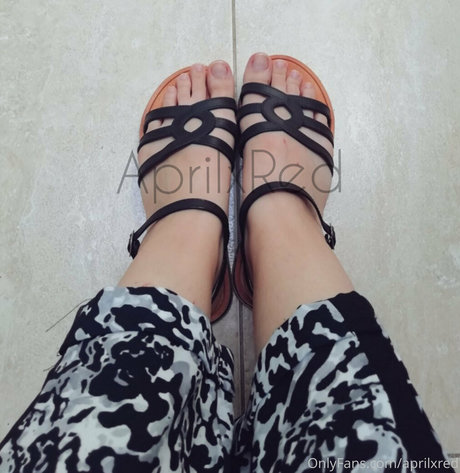 aprilxredfree pretty model archive