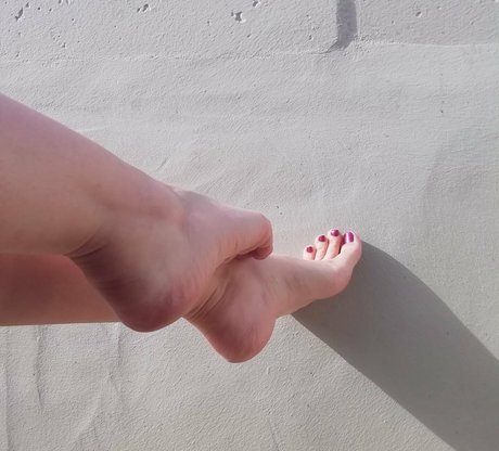 aprilxredfree Profile pic