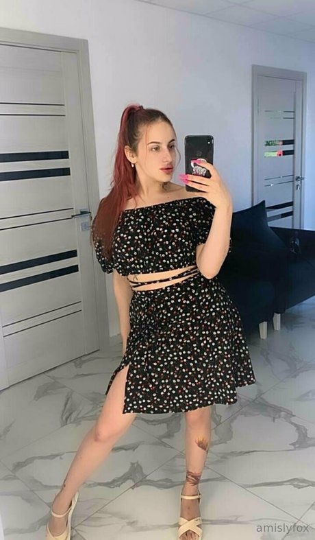 alislyfox star naked photos