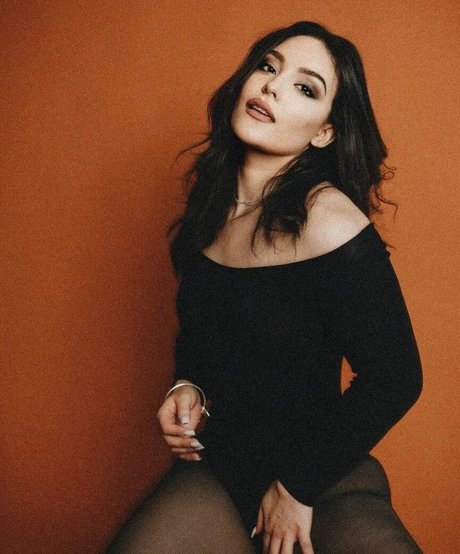 Daniela Flores hd model galleries