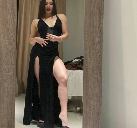 Daniela Flores best model galleries