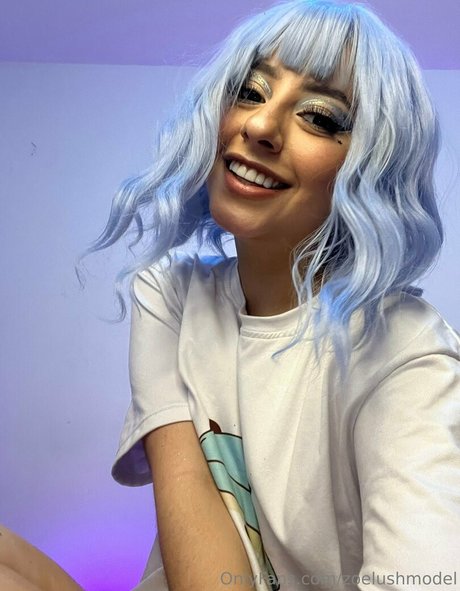 zoelushmodel pornstar nudes img