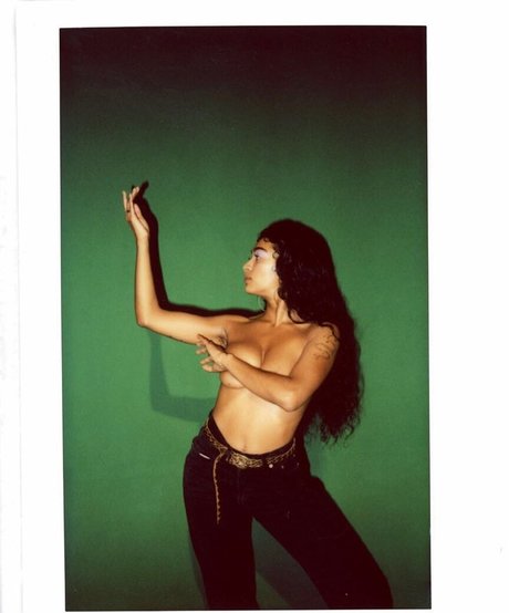 Lee Mariah Armoogam pornstar erotic picture