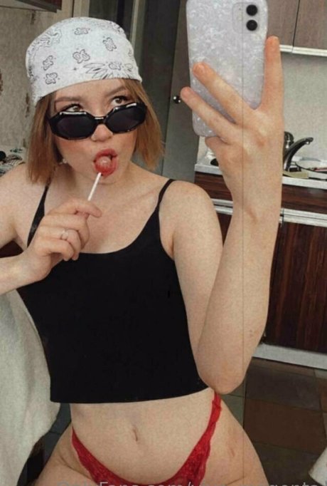 cooper ellie pornographic model picture