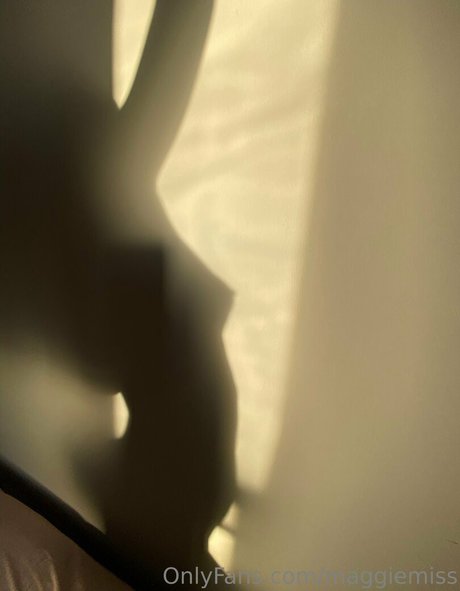 maggiemiss model perfect archive