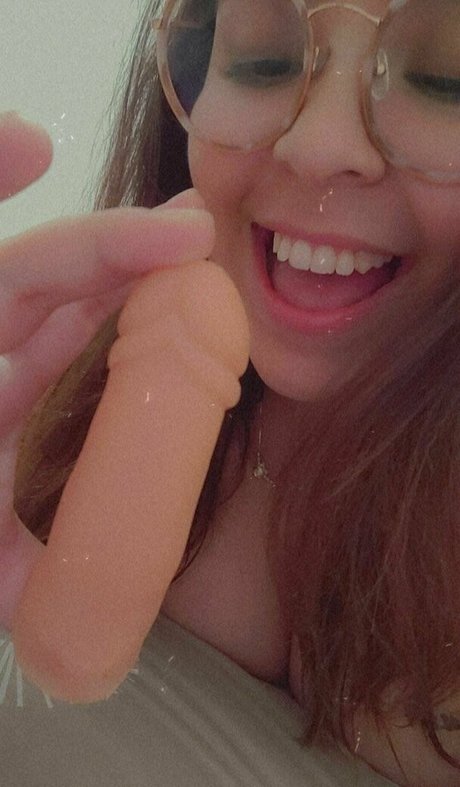 miqibaby pornographic star pics