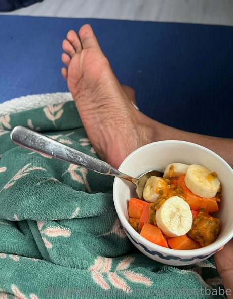 chocolatefeetbabe beautiful model galleries