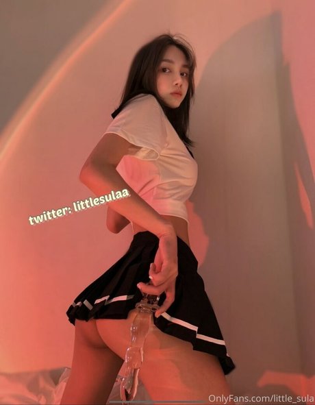 Littlesula sexy model gallery