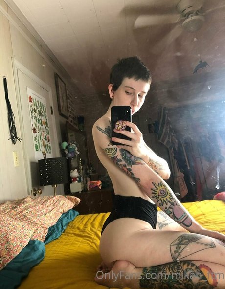 faguettemikah star nudes pictures