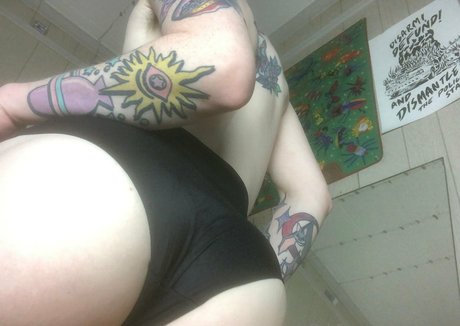 faguettemikah nudes actress images