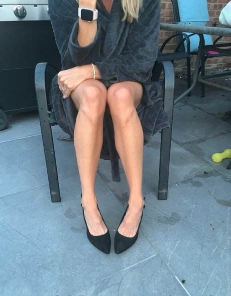 sweetfeetsabfree exclusive model gallery