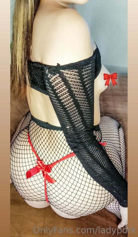 ladypork best model pic