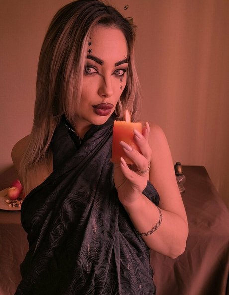 camellia home sexy actress gallery