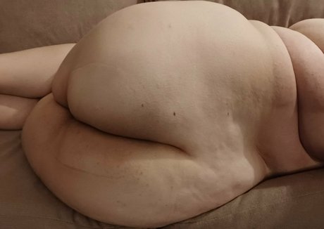 honeysteaa star naked photos