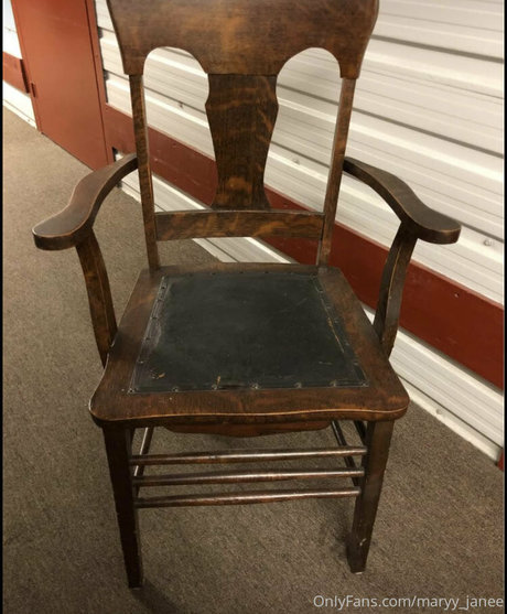 maryjdolo nude star pictures