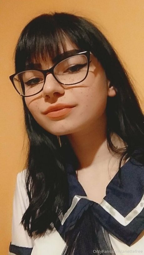anettefree star hot pictures