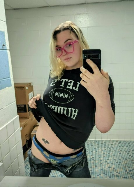 magicalgirlevefree pornstar sexy img