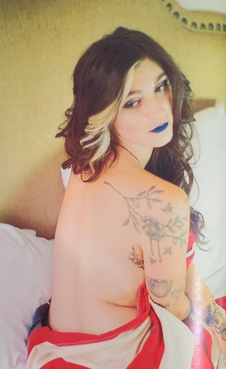 Sierra Ferrell exclusive model image