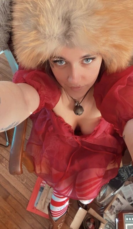 Sierra Ferrell pretty model image