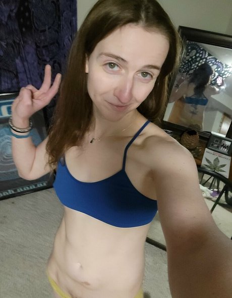 merrysarahjane adult model pic