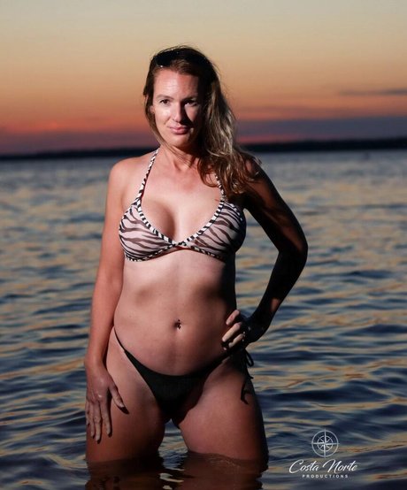 island beach babe star perfect picture