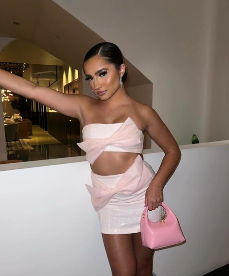 Tatiana McQuay perfect model pictures