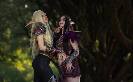 Mi2ray Cosplay star naked gallery