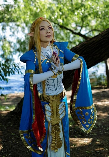 Mi2ray Cosplay xxx actress archive